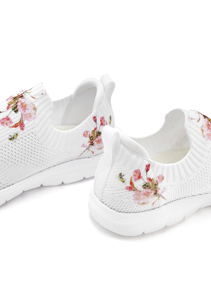 Sneaker